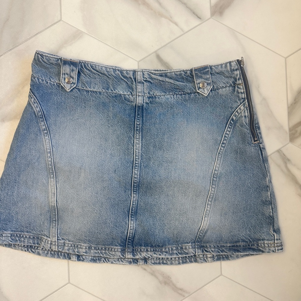 Free People 
We The Free Light Blue Denim Mini Skirt